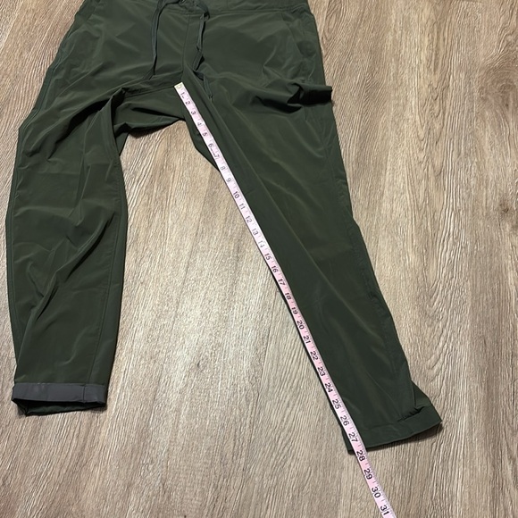 Athleta Pants. Size 10. - Picture 4 of 7